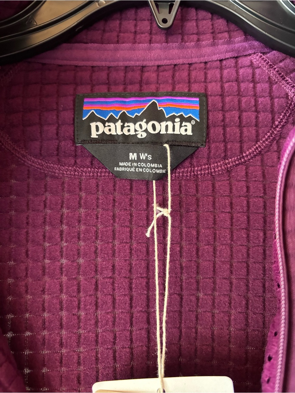 Patagonia Women's R1 Quarter-Zip Fleece Pullover in Night Plum - Picture 4 of 6